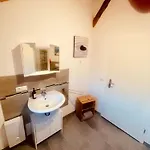 Alter Stall Melzow