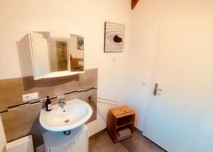 Alter Stall בית נופש *