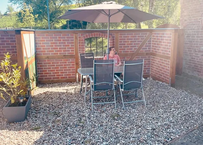 Alter Stall * Melzow